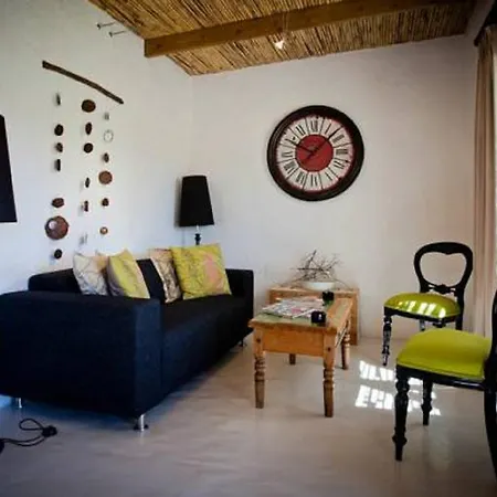 Vrisch Gewagt Boutique Self-Catering Olive Farm Guest House Prince Albert Room photo
