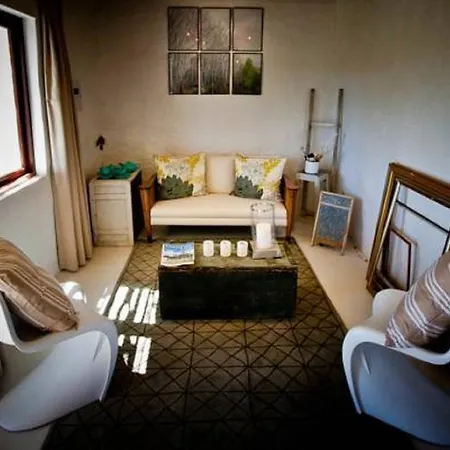 Vrisch Gewagt Boutique Self-Catering Olive Farm Guest House Prince Albert Room photo