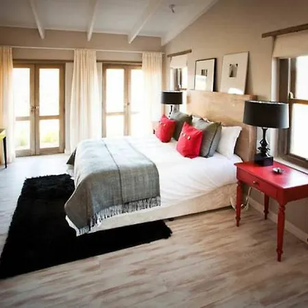 Vrisch Gewagt Boutique Self-Catering Olive Farm Guest House Prince Albert Room photo