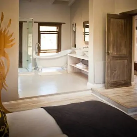 Vrisch Gewagt Boutique Self-Catering Olive Farm Guest House Prince Albert Room photo